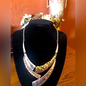 Custom Jewelry Modermw/ Metal Tones of